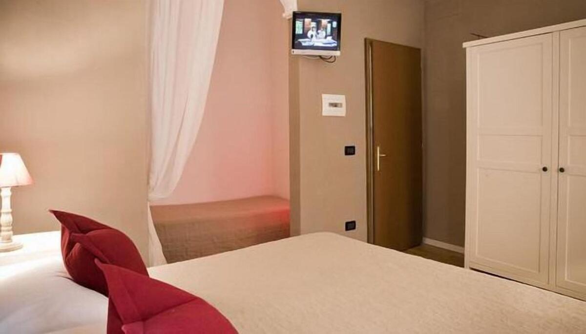 San Gallo Guesthouse Флоренция Екстериор снимка